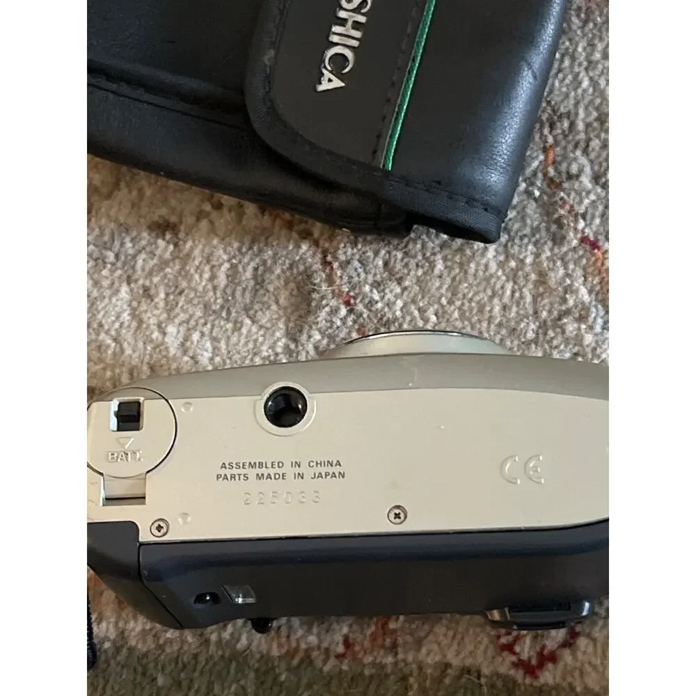 Kyocera Yashica Zoomate 115 Point & Shoot Compact Film Camera